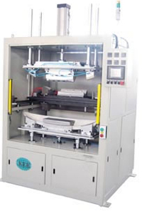 大型熱板機(jī)