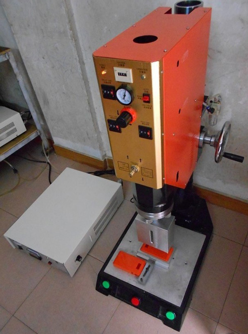 塑料密封水盒子焊接機(jī)